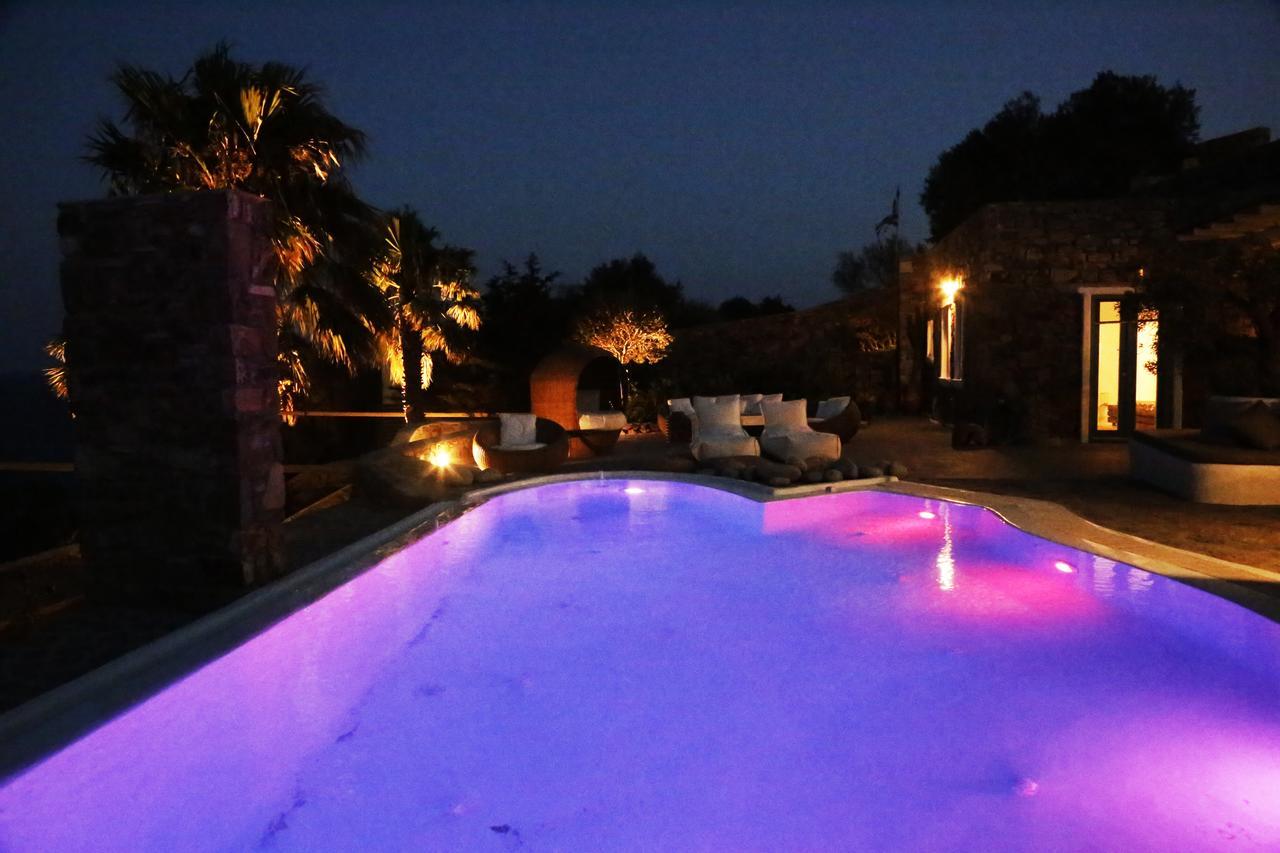 Supreme Villa Helios คาลาฟาติส ภายนอก รูปภาพ
